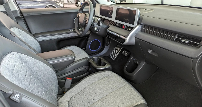 Hyundai IONIQ 5 cena 225900 przebieg: 2, rok produkcji 2024 z Wrocław małe 46